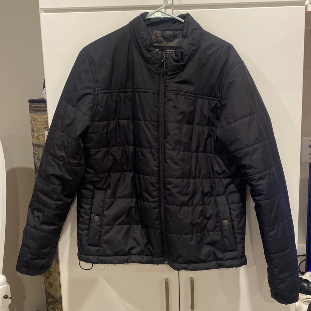 United by blue bison shield puffer jacket. Women’s XL.
